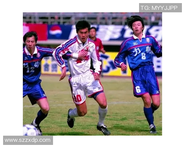 大连足球明星王涛的传奇人生与职业生涯回顾 大连足球明星王涛的传奇人生与职业生涯回顾