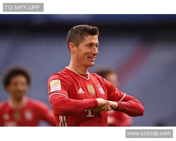 课本中的足球传奇人物与他们的辉煌故事 课本中的足球传奇人物与他们的辉煌故事