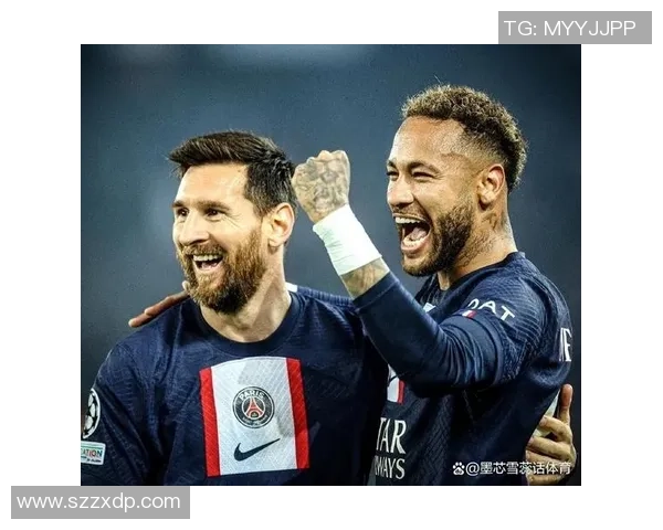 足球明星的另一半大揭秘:那些令人羡慕的足球妻子们的故事与风采 足球明星的另一半大揭秘:那些令人羡慕的足球妻子们的故事与风采