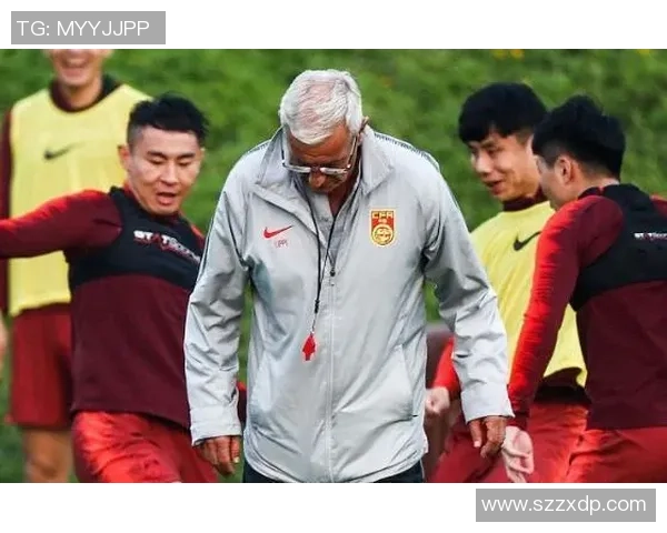 上海篮球队耐力展现引发联赛热议与球迷期待 上海篮球队耐力展现引发联赛热议与球迷期待