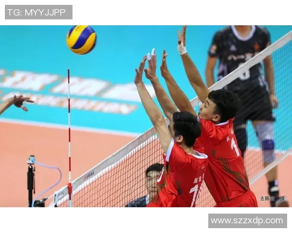 上海足球队在钻石联赛积分榜上以100分稳居第一名展现强大实力 上海足球队在钻石联赛积分榜上以100分稳居第一名展现强大实力